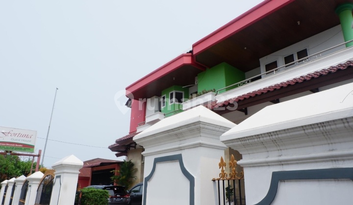 Hotel In The City Center And Close To The Airport Hotel