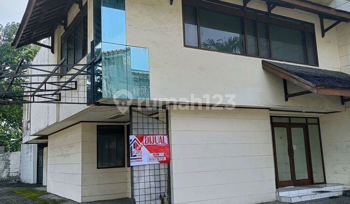 Rumah Dua Lantai Di Dekat Sts Kebayoran Rumah Dua Lantai Di Dekat Sts Kebayoran