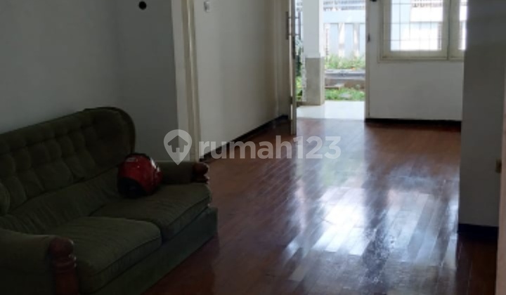 Ready-to-Live House in Gandaria 2