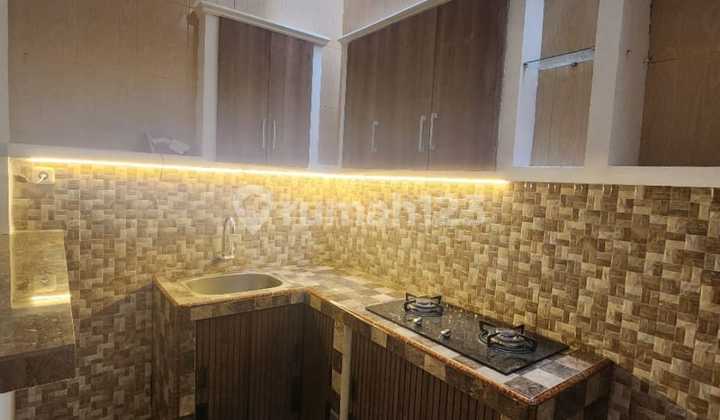 Rumah Northwest Semifurnish Fasilitas Perumahan Lengkap, Harga Terbaik