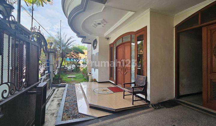 Rumah Nginden Intan Surabaya Model Classic 2 Lantai Full Jati Hoek Semi Furnished Dkt Rs Premier 2