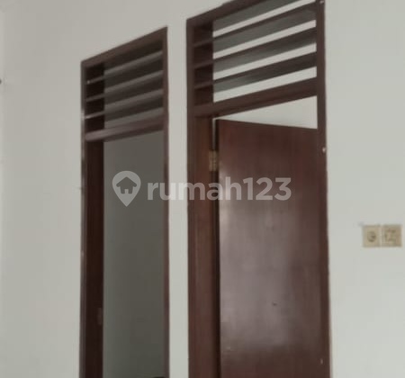 Klampis Semolo Akses Dekat Jalan Raya Merr Bangunan Minim Renov 3