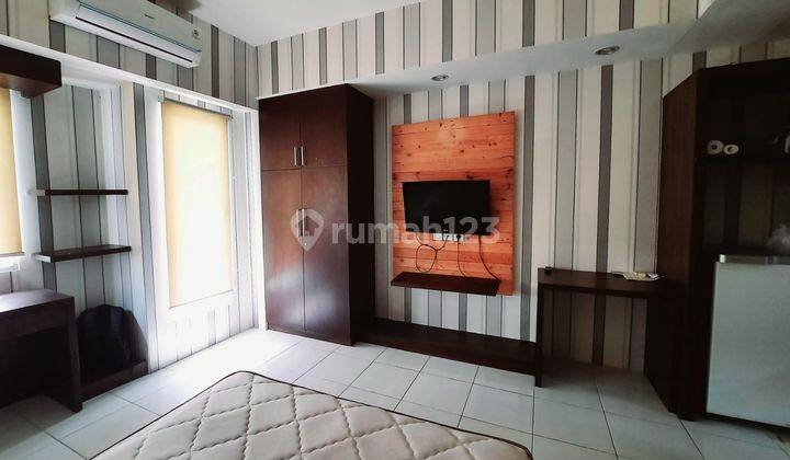 View Waterpark Lt. Rendah Apartemen Uc Ciputra Surabaya Furnished 1