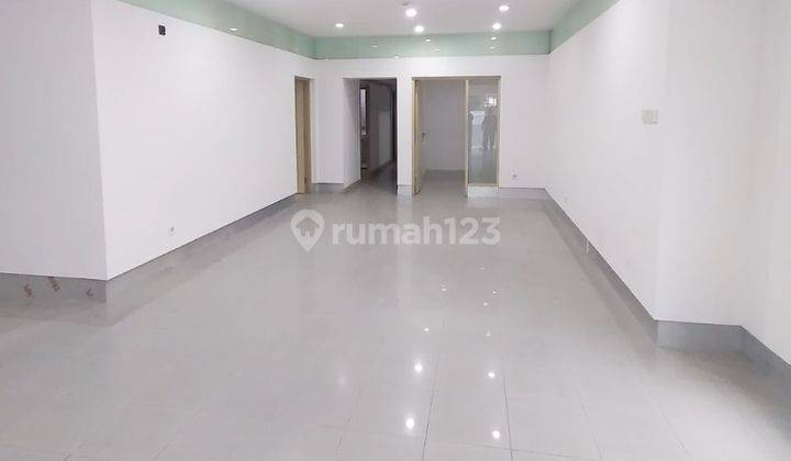 Rumah Lokasi Komersial Surabaya Pusat Dekat Raya Darmo Sangat Strategis 1