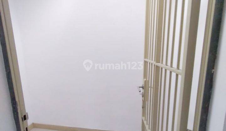 Rumah Lokasi Komersial Surabaya Pusat Dekat Raya Darmo Sangat Strategis 3