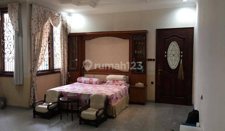 5 Menit Ke Ciputra World Rumah Mewah Siap Huni Full Furnish Darmo Hill Surabaya 2