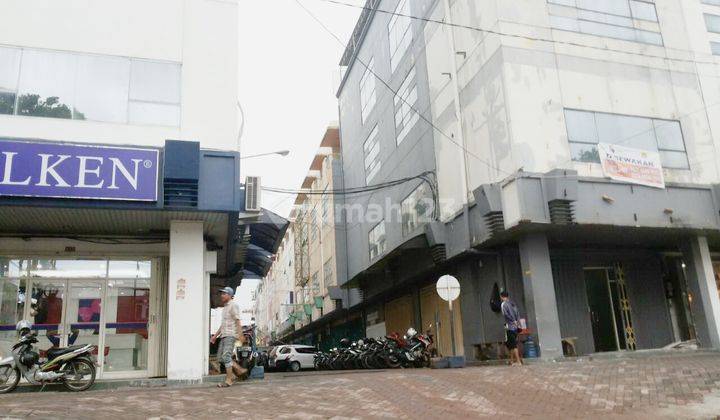 Ruko 4,5 Lantai Darmo Galeria, Raya Mayjen Sungkono Surabaya 1