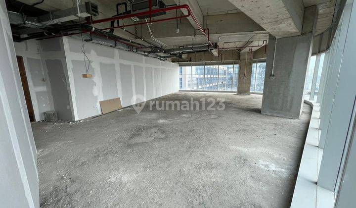 Brandnew Premium Office Pakuwon Tower Tunjungan Plaza 6 Surabaya 162m2 Good View Jual Murah 1