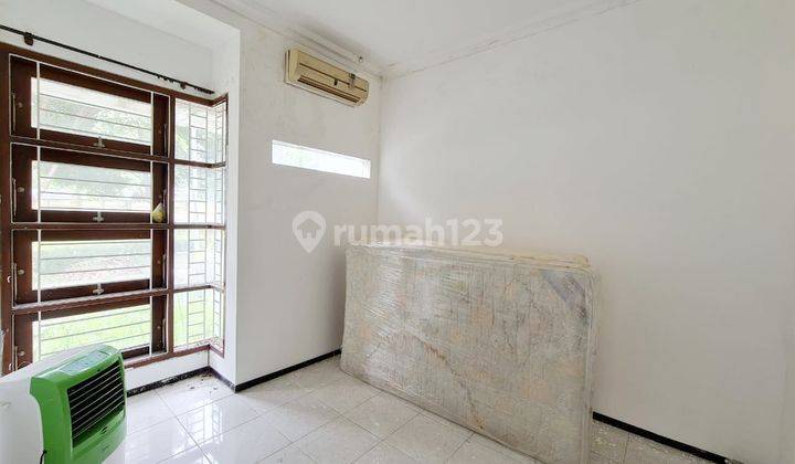 Rumah Murah Terawat Eastwood Regency Citraland Surabaya 2