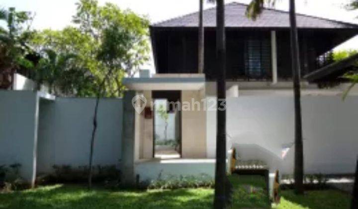 Rumah Mewah Furnished Isen International Living Surabaya 2