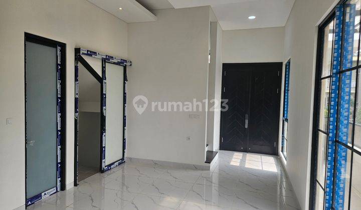 Baru Gress Rumah Minimalis 3 Lantai Split Level Wisata Bukit Mas Wiyung Surabaya Ciamik View Taman Row 3 Mobil 2