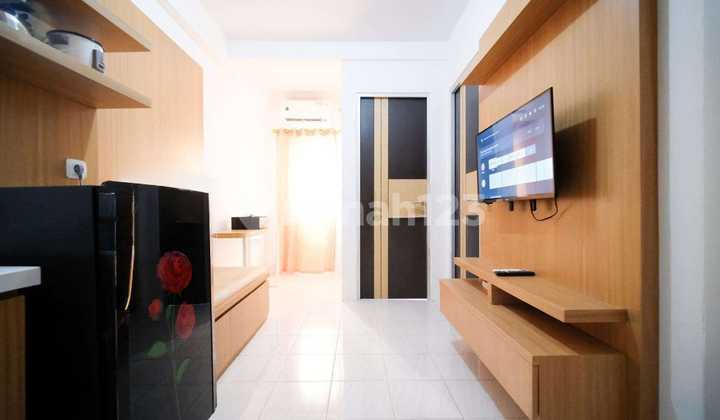 Selling at a Loss: Gunawangsa Gresik Apartment, 2 Bedrooms, Furnished, Cheap