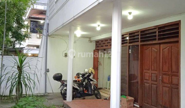 Murah Rumah Second 3 lantai Perlu Renov Sebagian di Area Mayjen Sungkono Surabaya 1