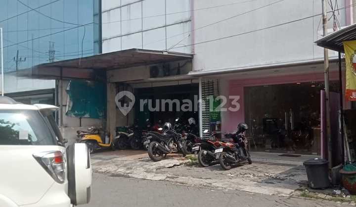 Disewakan Ruko Pondok Mutiara Sidoarjo Kota 2 Unit Gandeng 3Lantai Luas 490m2 Hadap Raya Pahlawan Paling Murah