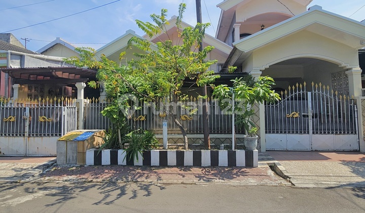 Rumah Wisma Pagesangan Surabaya 11x15 1.5Lt SHM Kamar Banyak Dkt Masjid Agung Jual Cepat
