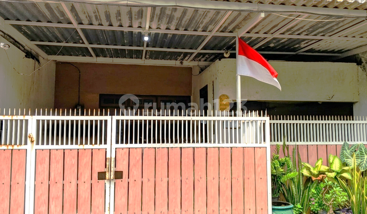 Dikontrakkan Rumah Dekat Kampus Ubaya - Tenggilis Mejoyo Utara Surabaya Timur