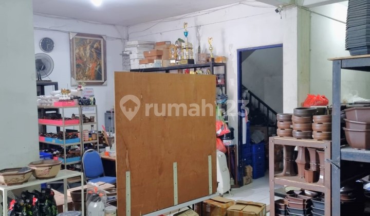 Raya Kali Rungkut East Surabaya 2 Connected Shophouse Units Full 3 Floors Cheap Freehold Certificate Raya Kali Rungkut East Surabaya 2 Connected Shophouse Units Full 3 Floors Cheap Freehold Certificate
