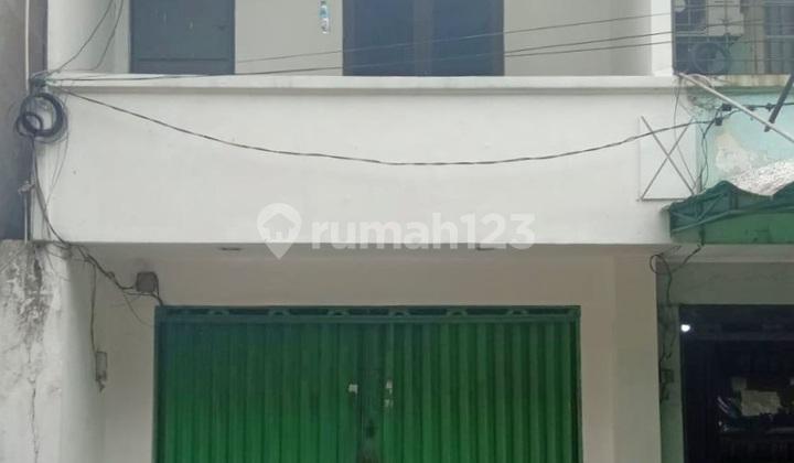 For Rent: 2-Story Ruko on Raya Manyar Surabaya, Road-Facing, Suitable for Office, Business, Coffee Shop, Etc. For Rent: 2-Story Ruko on Raya Manyar Surabaya, Road-Facing, Suitable for Office, Business, Coffee Shop, Etc.