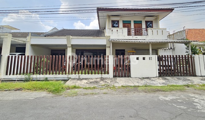 Rumah Jemur Andayani Wonocolo Surabaya 301m2 SHM Denah Ruangan Lega Bangunan Terawat Dkt Polda, RS. Bhayangkara