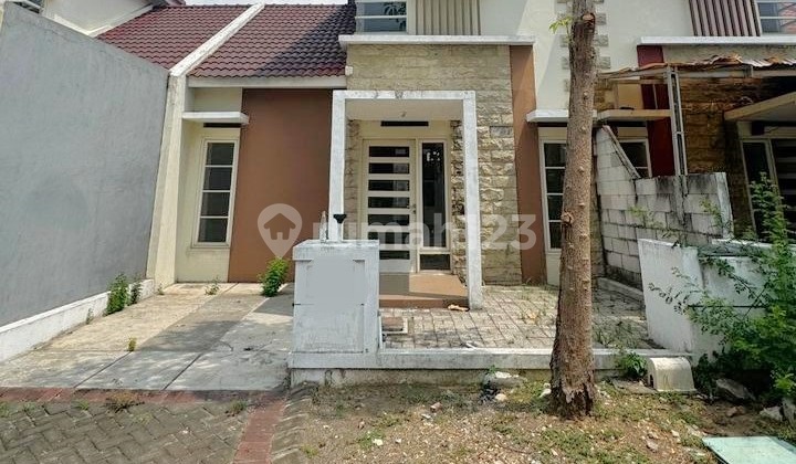 Sell Cheap Well-Maintained House in Puri Surya Jaya Sidoarjo