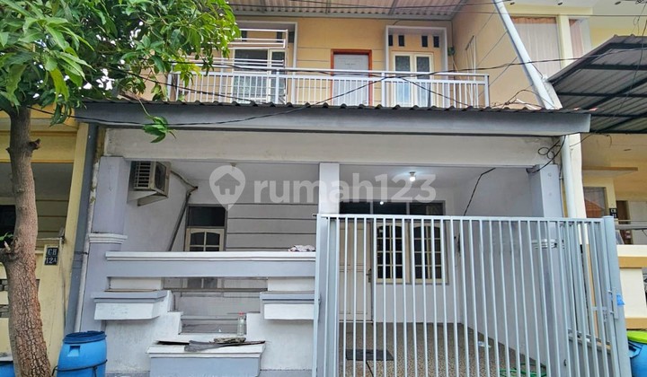 Rumah Rungkut Mapan Surabaya Timur 2 Lantai SHM Terawat Siap Huni Harga BU Rumah Rungkut Mapan Surabaya Timur 2 Lantai SHM Terawat Siap Huni Harga BU