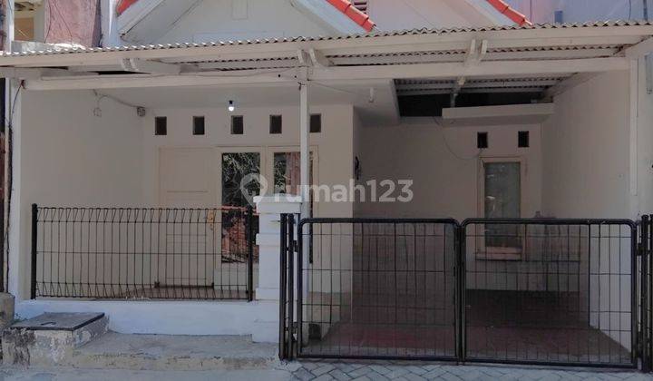 Rumah Second Model Lama Terawat di Area Kenjeran Surabaya 1