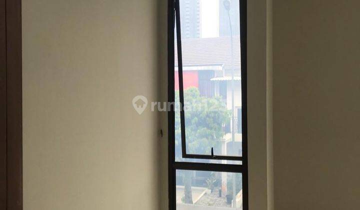 Rumah cantik minimalis harga menarik 2 Lantai 2