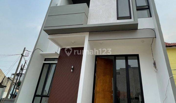 Rumah 2 lantai Model Skandinavian di Cipayung Jakarta Timur  1