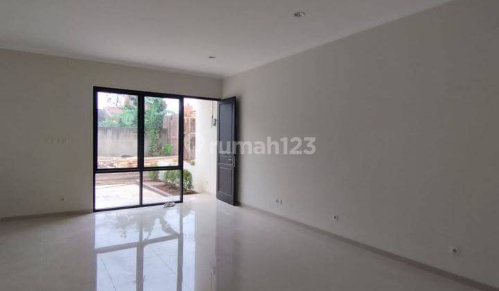 Rumah 2 Lantai model Skandinavian di Pamulang free Biaya  2