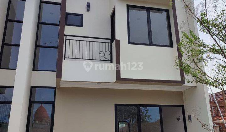 Rumah 2 Lantai Furnished Free Biaya di Pamulang 1