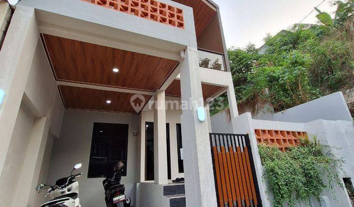 Rumah 2 lantai hook model Skandinavian dalam perumahan di Pamulang  2