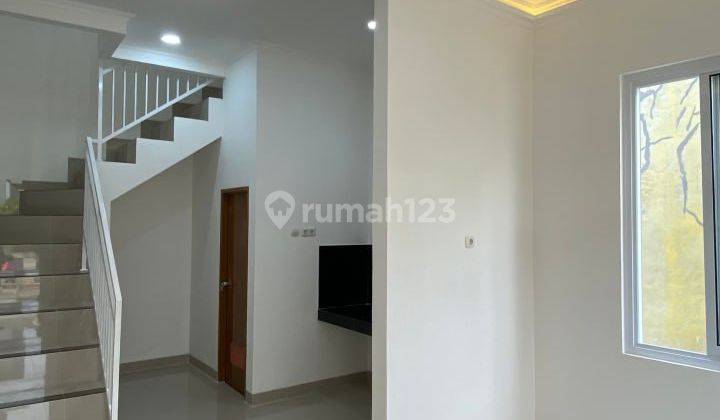 Rumah 2 Lantai Modern Minimalis di Cilodong Depok 2