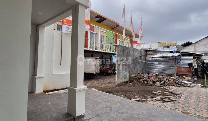 Rumah 2 Lantai Model Klasik Dekat Kampus Stan Bintaro 2