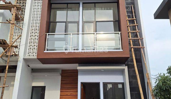 Rumah Skandinavian Smart Home Nempel Vila Dago Pamulang 2