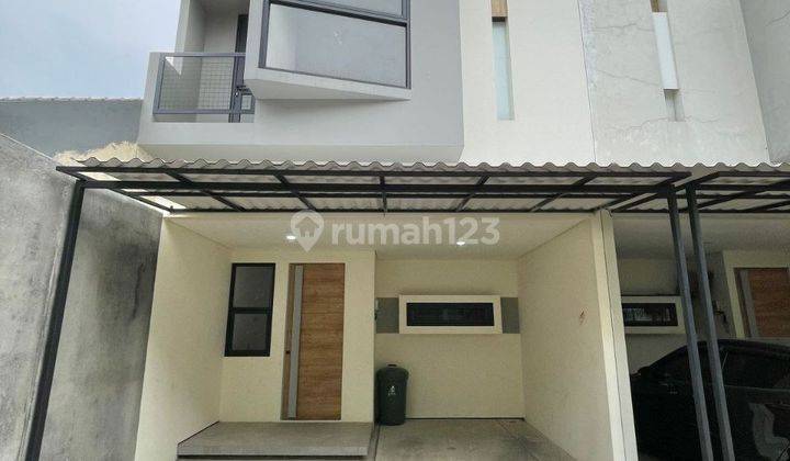 Rumah 2 Lantai Modern Minimalis Dalam Cluster Ekslusif Sawangan 1