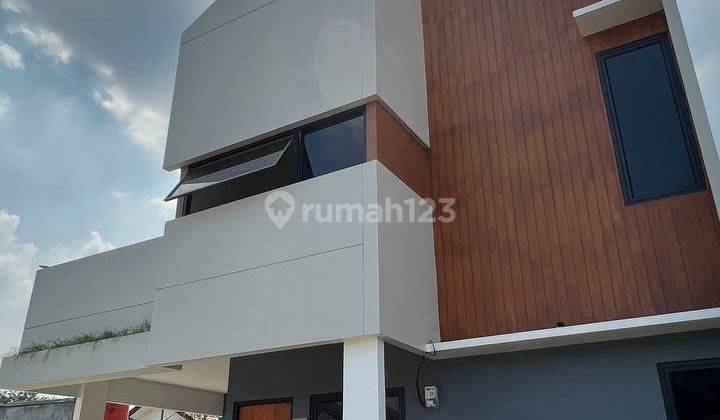  Rumah 2 Lantai Model Tropis With Smarthome di Bojongsari Depok 2