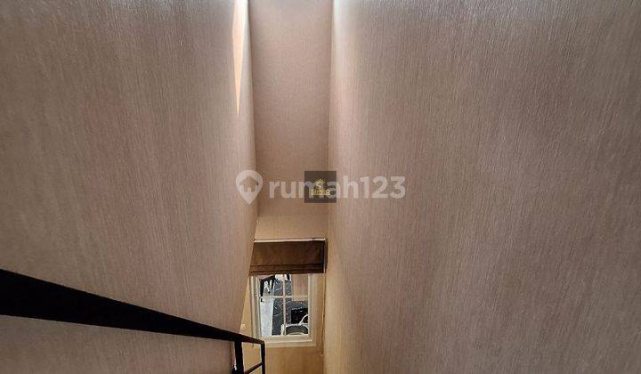 Dijual Rumah Mezanine Full Furnished di Pamulang Tangerang Selatan 2