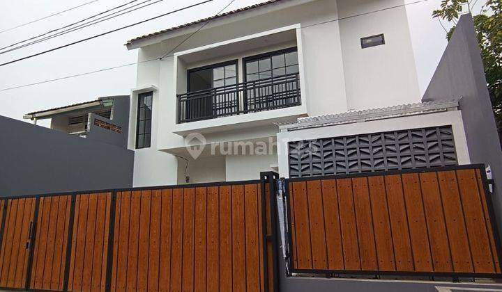 Rumah 2 Lantai Dalam Perumahan Bukit Nusa Indah Ciputat 1