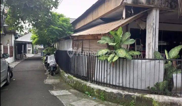 Di jual rumah murah di bawah Njop di Blok M 2