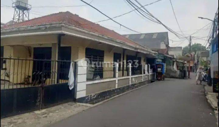 Di jual rumah Hitung Tanah di Kebayoran Lama 1