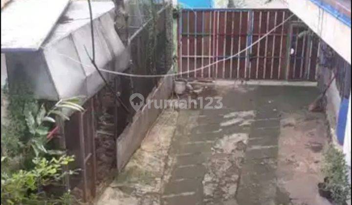 Di jual Rumah + Kost Harga Njop di Cijantung 1