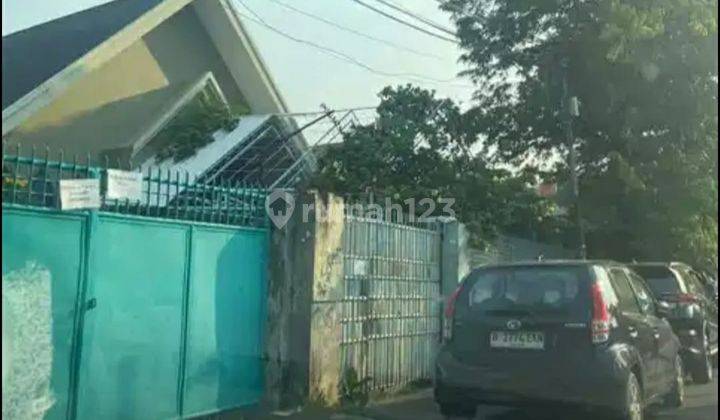 Di Jual Rumah Luas Di Kebayoran Lama 1