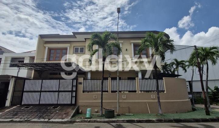Rumah Puri Indah Blok Premium