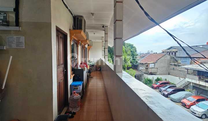 For Sale Strategic 3-Story Boarding House Near Binus Ready for Profit in Kemanggisan, West Jakarta 2