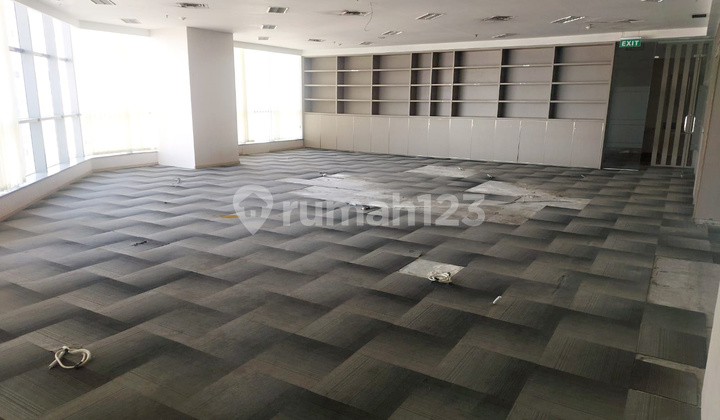 Rent Office Space 257m Semi Furnished In APL Tower Central Park West Jakarta