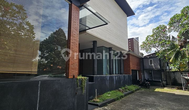 Rumah Mewah Modern Kontemporer 2 Lantai Siap Huni Sukabumi Selatan Jakarta Barat 2