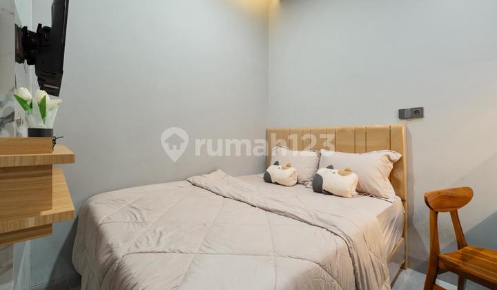Sell Brand New Ready-to-Profit 4.5 Story Boarding House in Tomang, West Jakarta 2