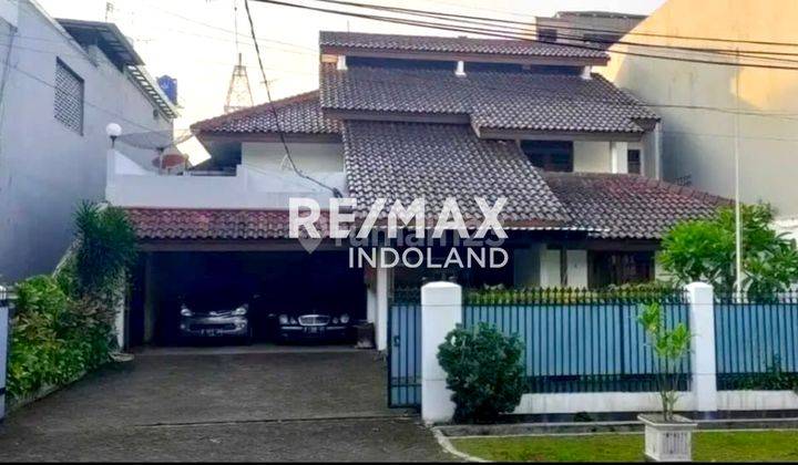 Jual Rumah 2 Lantai Di Cikatomas Dekat Senopati Kebayoran Baru  2