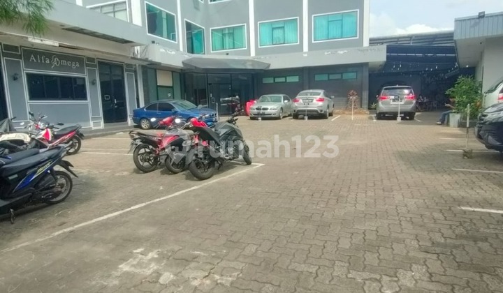 Jual Gedung Kantor Strategis 5 Lantai Siap Pakai Di Kebon Jeruk Jakarta Barat 1