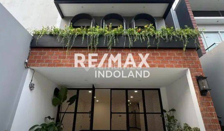 Jual Rumah Baru Mewah Tropical Bagus 3,5 Lantai Siap Huni Pondok Indah Jakarta Selatan 2